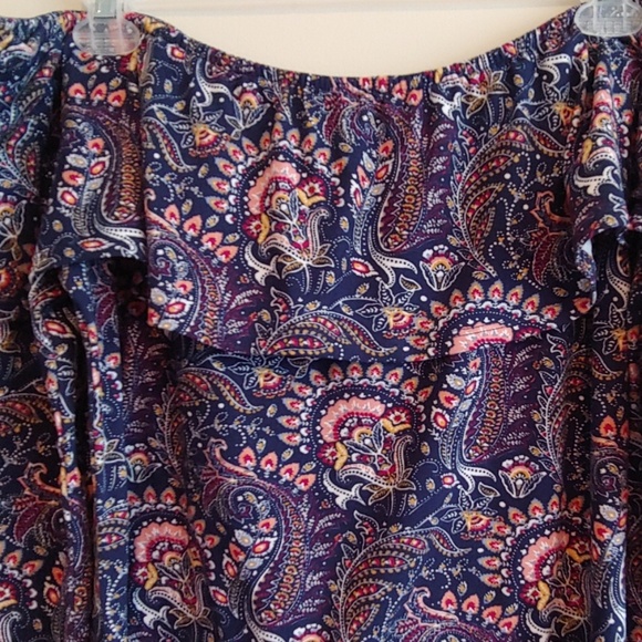Off the shoulder navy paisley top - Picture 3 of 5